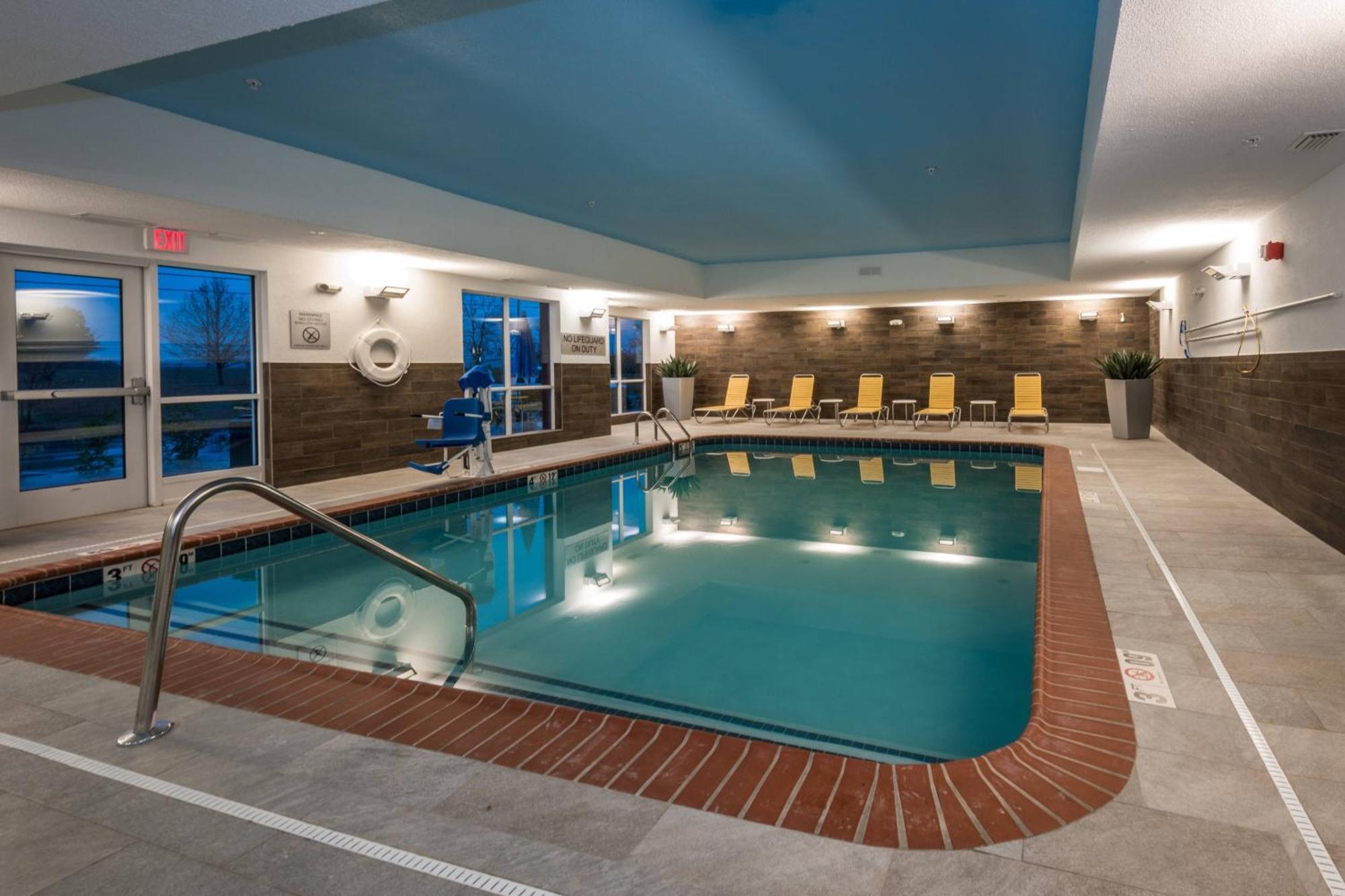 Fairfield Inn & Suites By Marriott Ентърпрайз Екстериор снимка